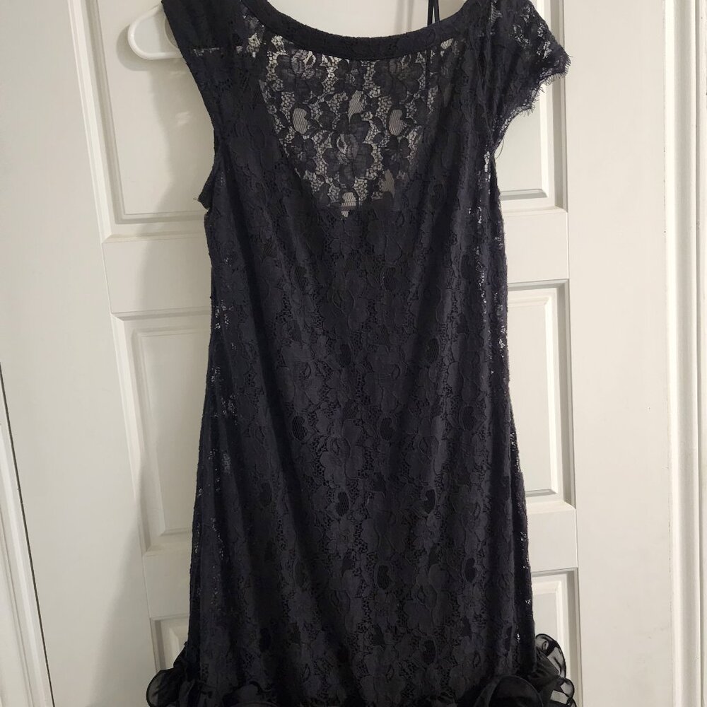 Little black dress with feathers